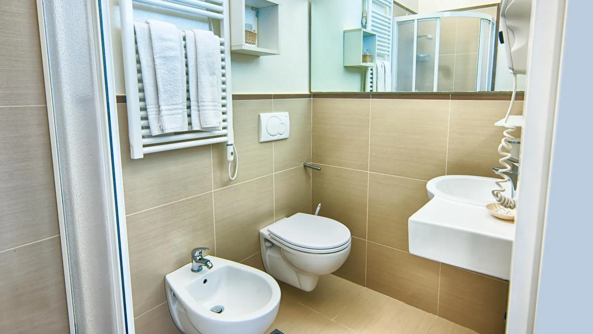 Hotel Deanna Bellaria-Igea Marina 3*,