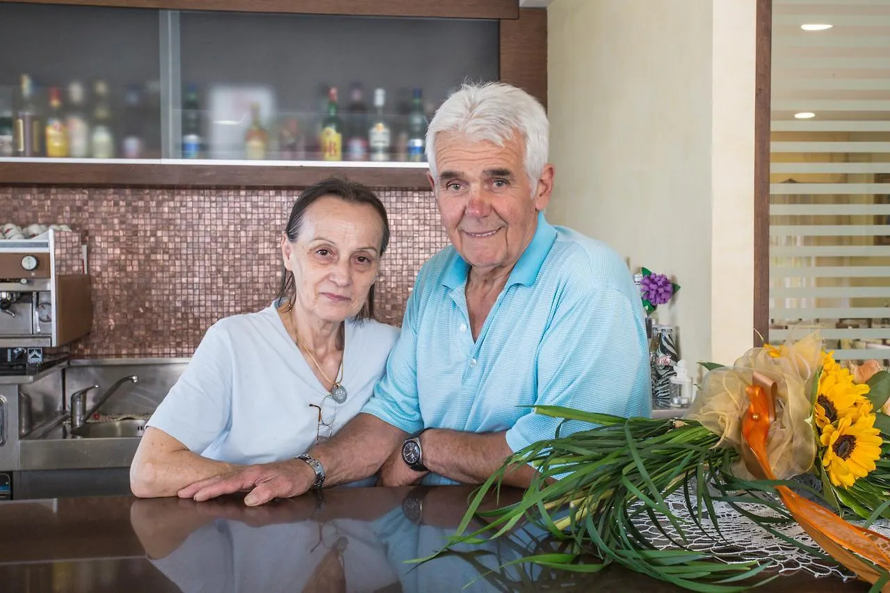 ***  Hotel Deanna Bellaria-Igea Marina Italia